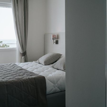 Hotel Luna Centrale Lignano Sabbiadoro Luaran gambar